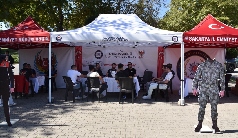 sakarya-da-5-universiteliye-guvenlik-bilinci-kazandirildibk5qm0tyts