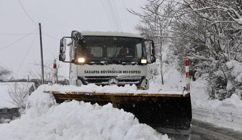 Sakarya'da 51 mahalle yolu ulaşıma açıldı