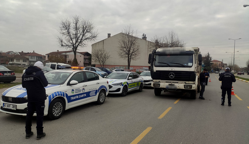sakarya-da-agir-tonajli-araclara-yonelik-denetimdjjvs3nhwu
