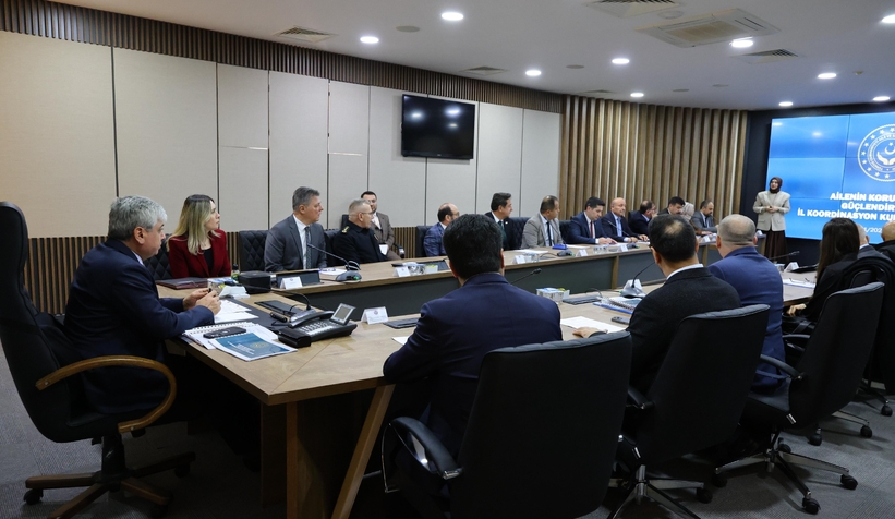 sakarya-da-ailenin-korunmasi-ve-guclendirilmesi-toplantisibfluce8rl2