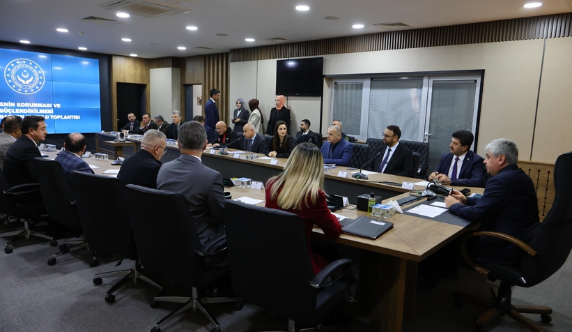 sakarya-da-ailenin-korunmasi-ve-guclendirilmesi-toplantisibfluce8rl2