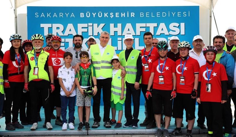 sakarya-da-bini-askin-vatandas-pedal-cevirdizkxxcjfwvh