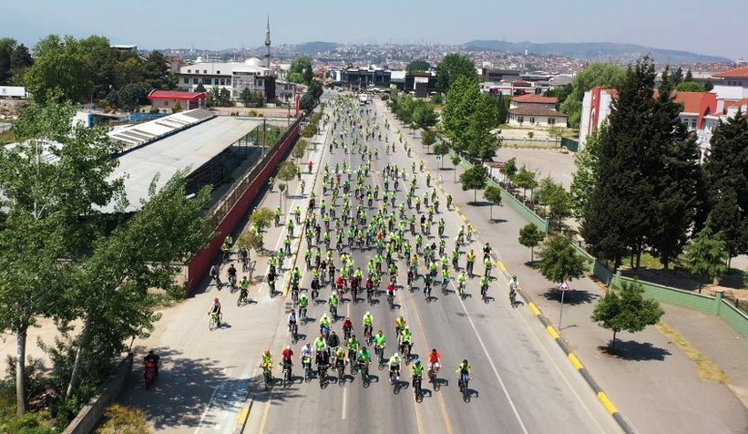 sakarya-da-bini-askin-vatandas-pedal-cevirdizkxxcjfwvh