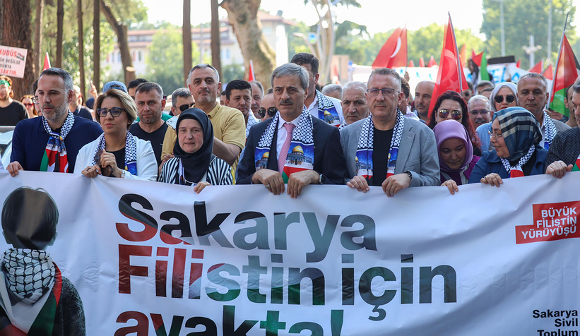 Sakarya'da büyük Filistin yürüyüşü