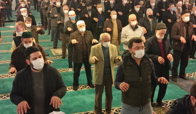 Sakarya'da camilerde yağmur duası yapıldı