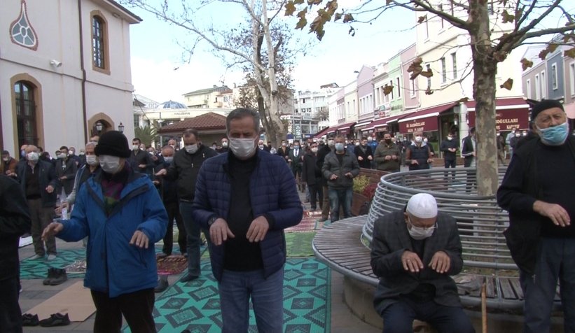 Sakarya'da camilerde yağmur duası yapıldı