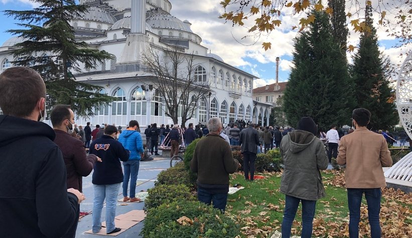 Sakarya'da camilerde yağmur duası yapıldı