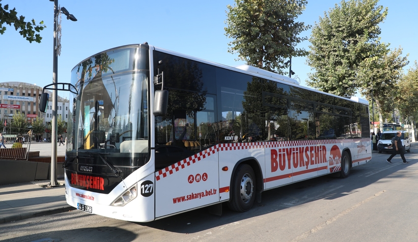 sakarya-da-cumhuriyet-bayraminda-belediye-otobusleri-ucretsizmkr6bddmdj