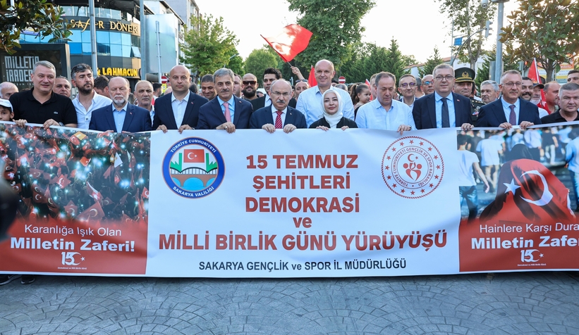 sakarya-da-demokrasi-yuruyusubuw5cujyvh