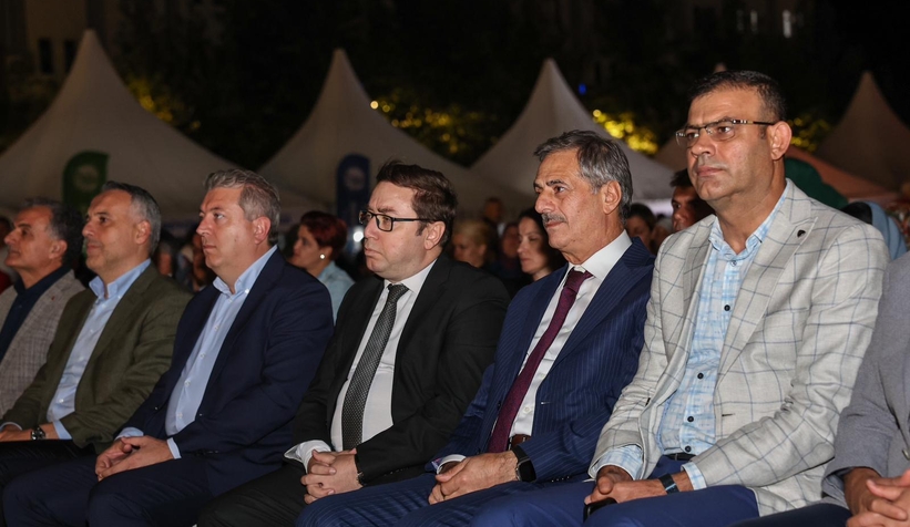 Sakarya'da deprem şehitleri dualarla anıldı