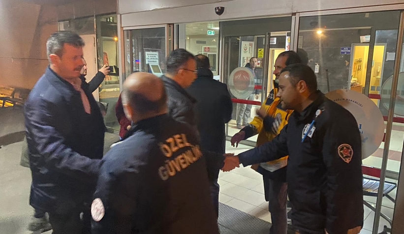 sakarya-da-depremden-etkilenen-vatandaslar-hastaneye-kaldirilditnzyuzhdot