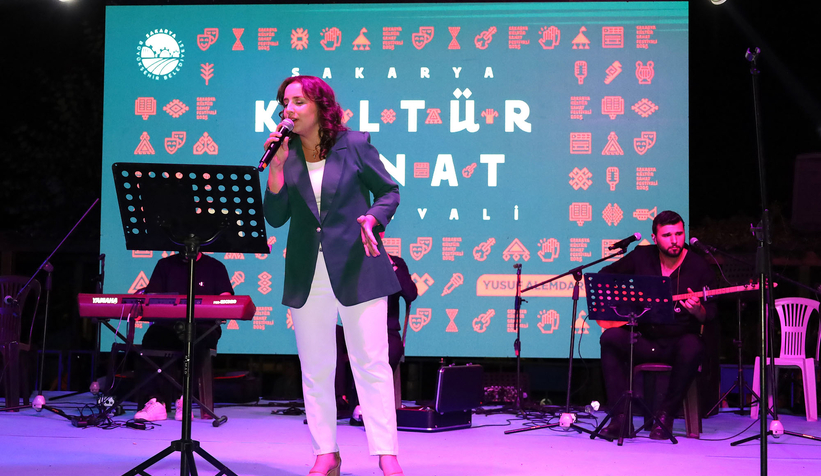 sakarya-da-festival-coskusu-dogu-ve-guneydogu-anadolu-ile-surducxhhy1dnm3