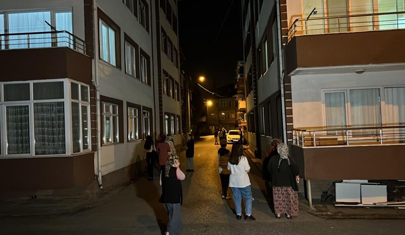 sakarya-da-hissedilen-depremle-ilgili-aciklamauuztn0nss0