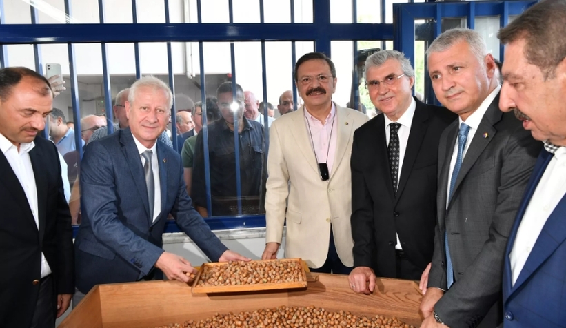 sakarya-da-ilk-findik-alimi-torenle-yapildirddqlzf0ax