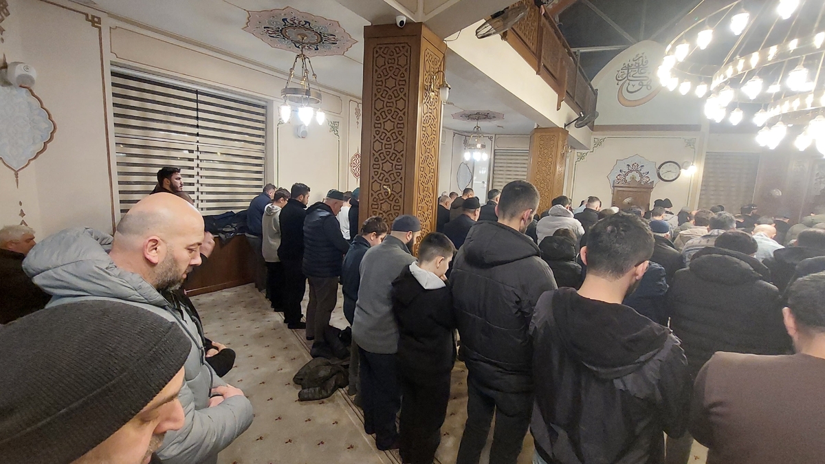 Sakarya'da ilk teravih namazı kılındı