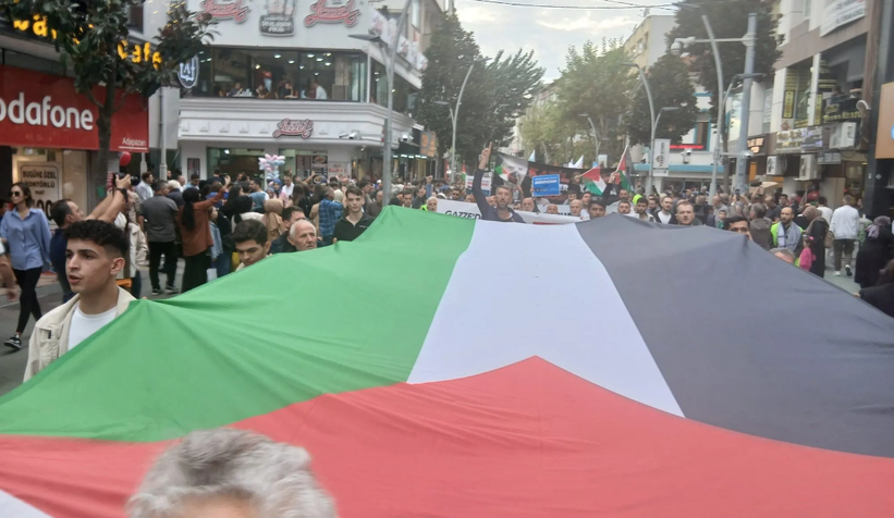 sakarya-da-israil-protestosude1qz3pnrn
