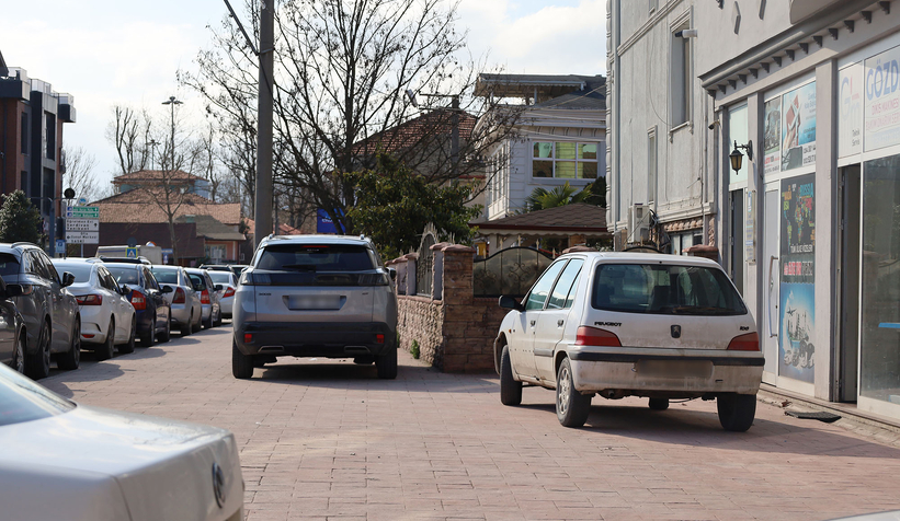 sakarya-da-kaldirim-isgaline-karsi-mucadele-suruyorb3llaknjsf