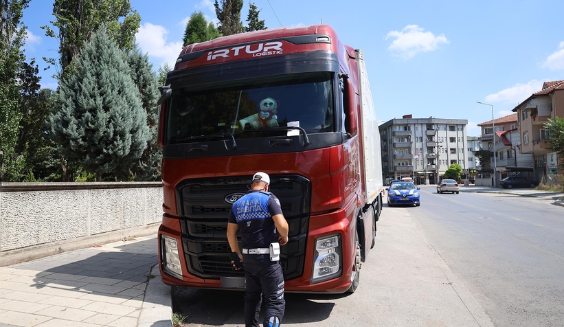 sakarya-da-kaldirim-isgaline-savas-acilditst5u0voa3