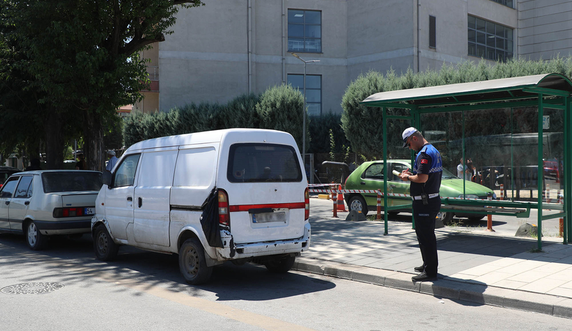 Sakarya'da kaldırım işgaline sıkı takip