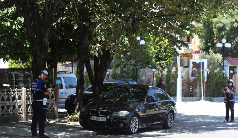 Sakarya'da kaldırım işgaline sıkı takip