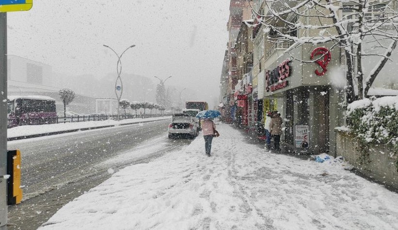 Sakarya'da kar etkili oluyor