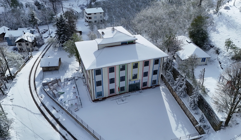 Sakarya'da kar kalınlığı 20 santimetreye ulaştı