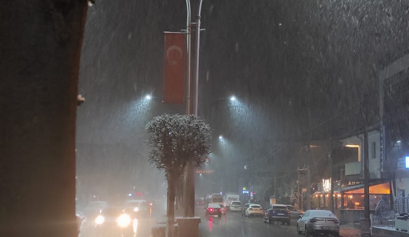 Sakarya'da kar yağışı başladı