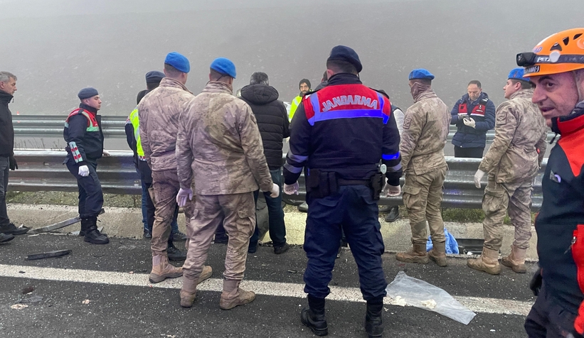 Sakarya'da katliam gibi kaza 10 ölü, 59 yaralı