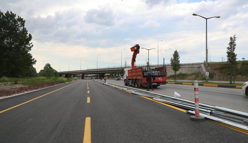 sakarya-da-metrobus-hattinda-calismalar-hizlandiehppy0oxav