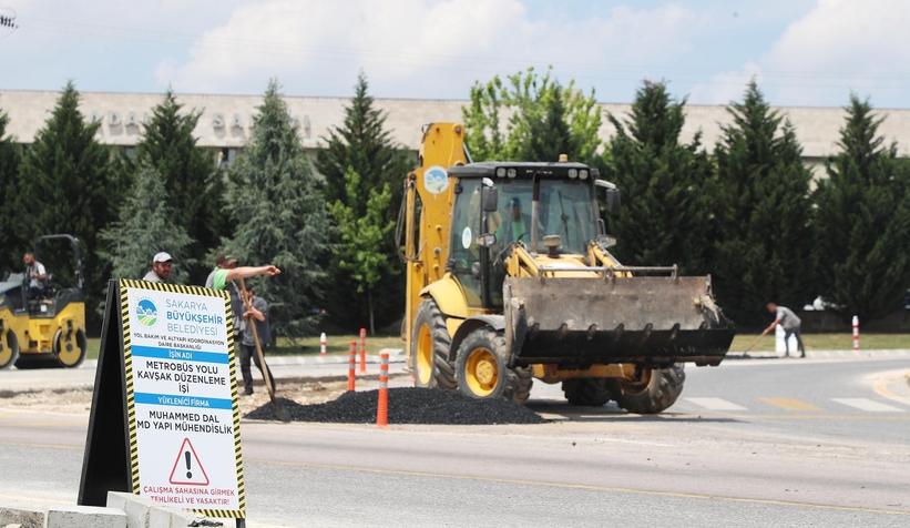 sakarya-da-metrobus-hattinda-calismalar-hizlandiehppy0oxav