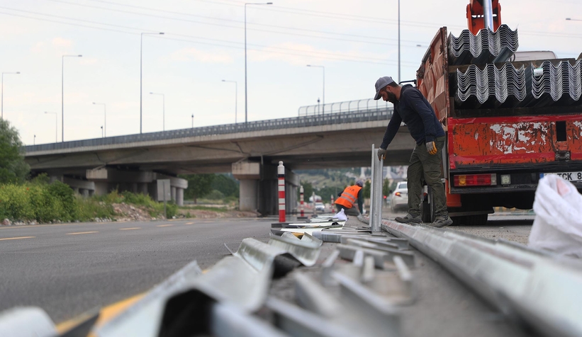 sakarya-da-metrobus-hattinda-calismalar-hizlandiehppy0oxav
