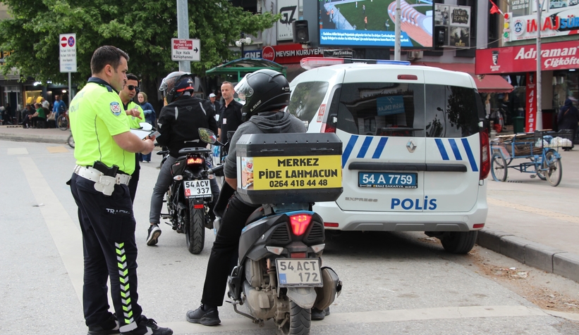 sakarya-da-motosikletlere-siki-takip-kural-tanimayanlara-ceza-yagdimgz3bu92n0