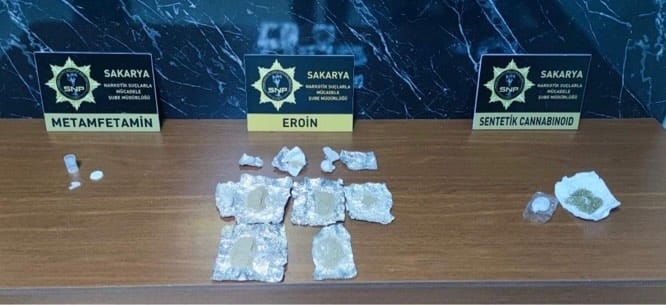 sakarya-da-narkotik-operasyonlaric2f5cstts2
