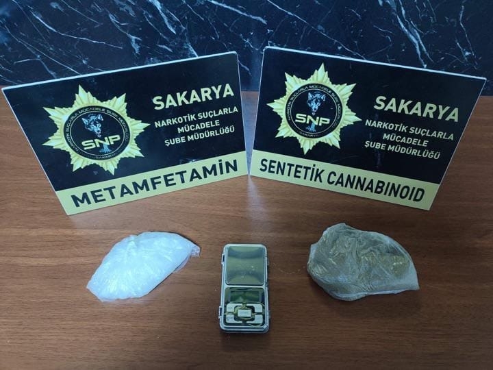 sakarya-da-narkotik-operasyonlaric2f5cstts2