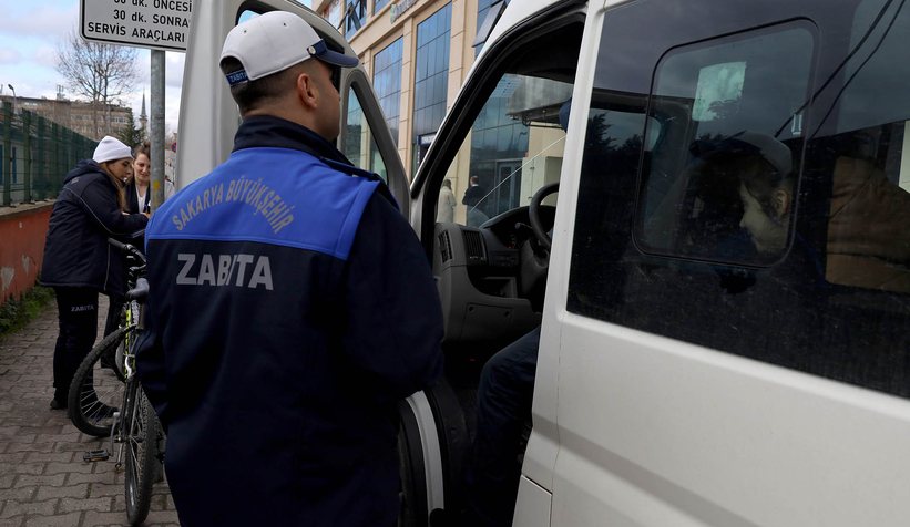 sakarya-da-ogrenci-servisleri-denetlendid0njzei4zh