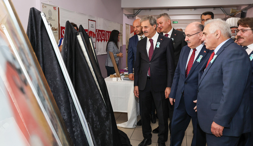 sakarya-da-okullar-torenle-acildia0q2aw1ad3
