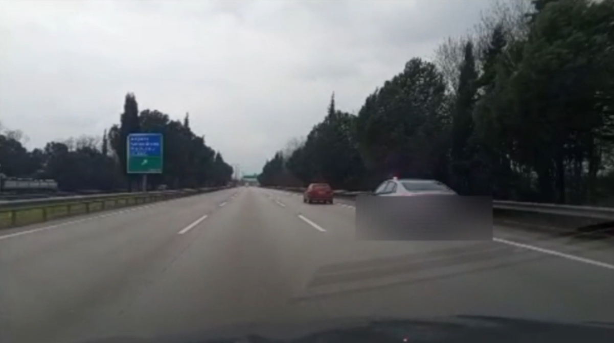 Sakarya'da silah kaçakçılığı operasyonu