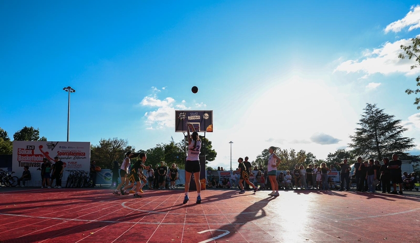 sakarya-da-sokakta-basketbol-soleniwkm0tnrxz3