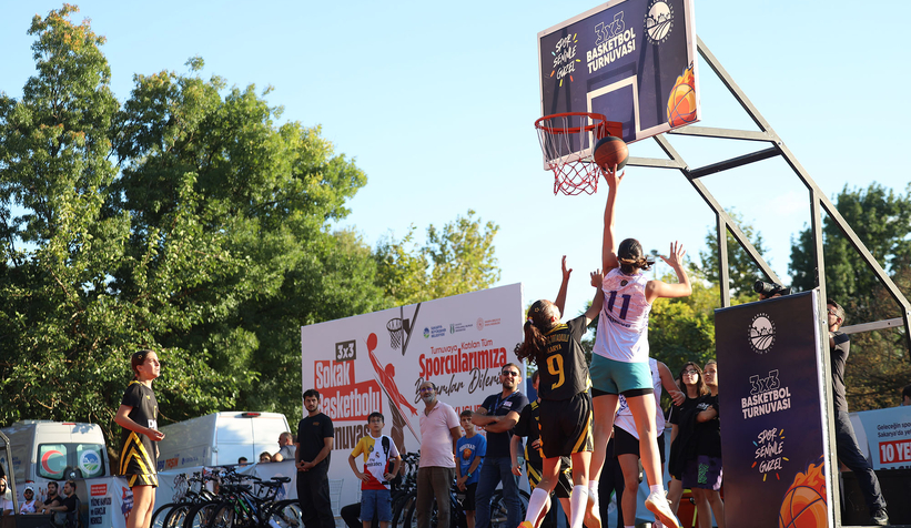 sakarya-da-sokakta-basketbol-soleniwkm0tnrxz3