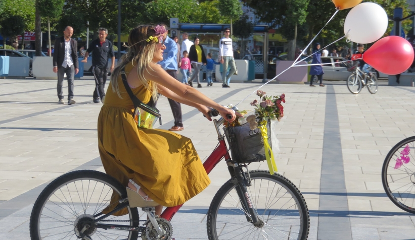 Sakarya'da Süslü Kadınlar Bisiklet Turu