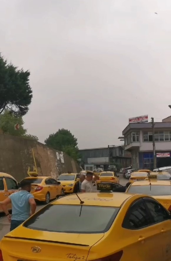sakarya-da-taksimetre-guncelleme-kuyruguq0fvnvhlbe