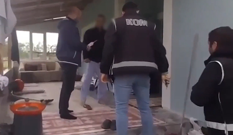 sakarya-da-tefecilik-ve-dolandiricilik-operasyonuqm9lv2zjuf