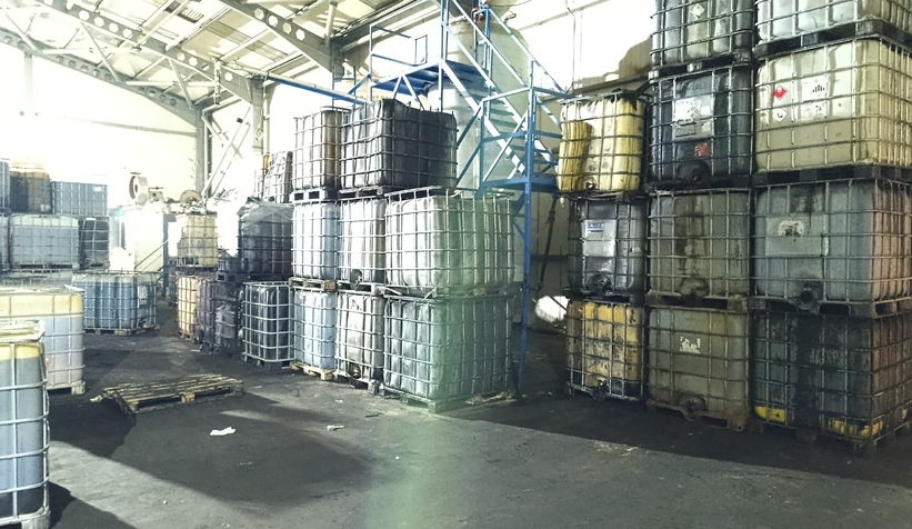 sakarya-da-tirda-370-bin-litre-kacak-akaryakit-ele-gecirildialjtvkwydi