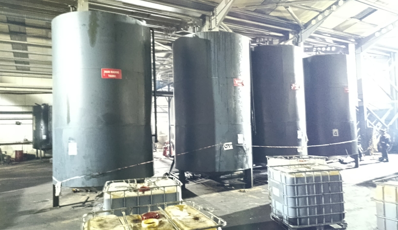 sakarya-da-tirda-370-bin-litre-kacak-akaryakit-ele-gecirildialjtvkwydi
