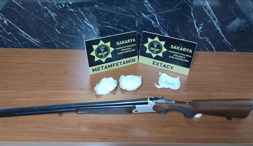 sakarya-da-torbacilara-operasyonrklyc1dlq1