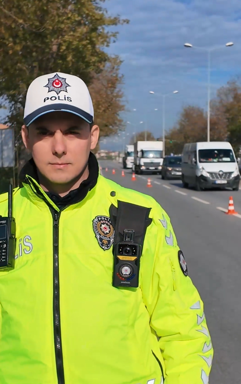 sakarya-da-trafik-polisleri-yaka-kamerasi-takacakz01hmjv4sz