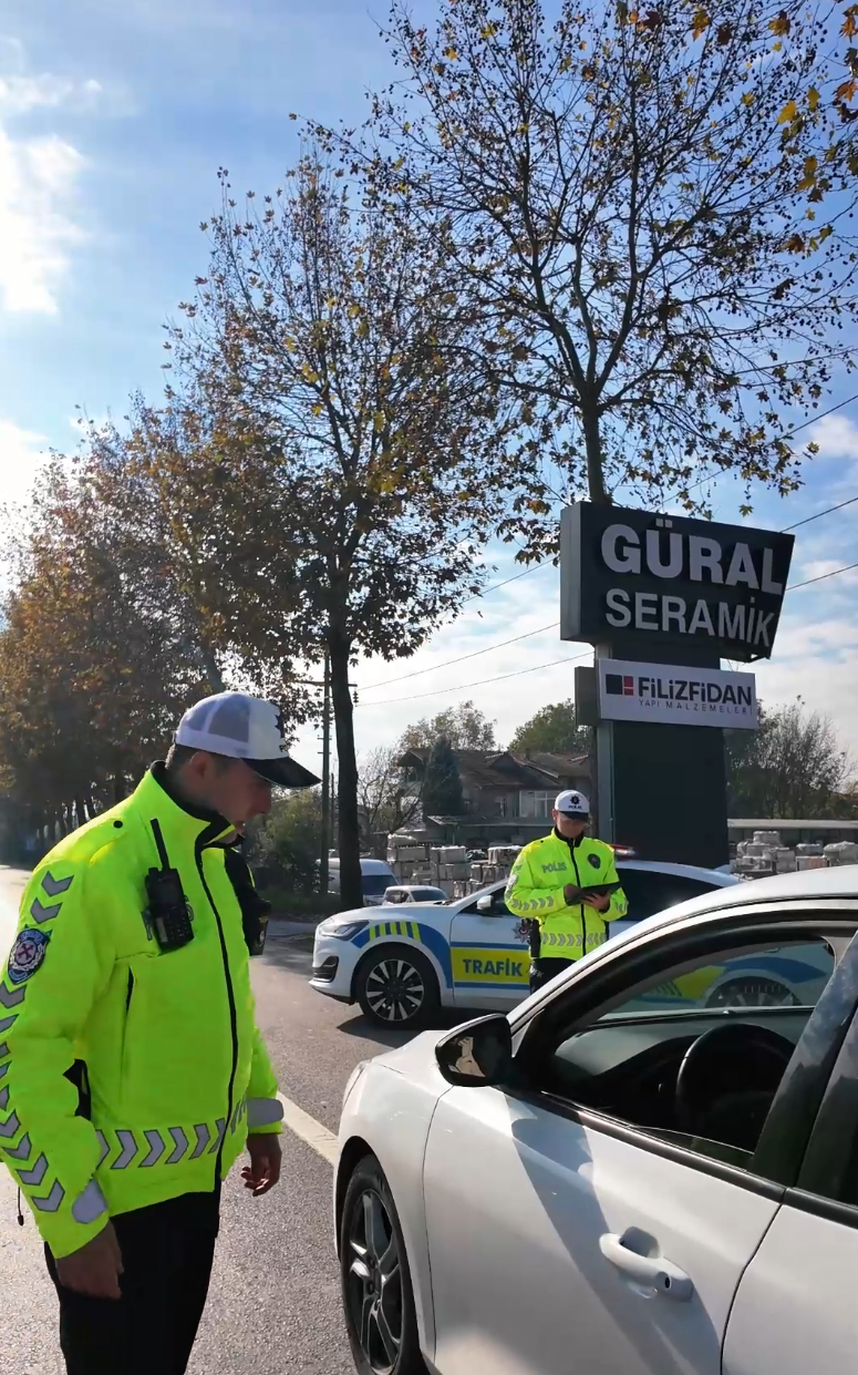 sakarya-da-trafik-polisleri-yaka-kamerasi-takacakz01hmjv4sz