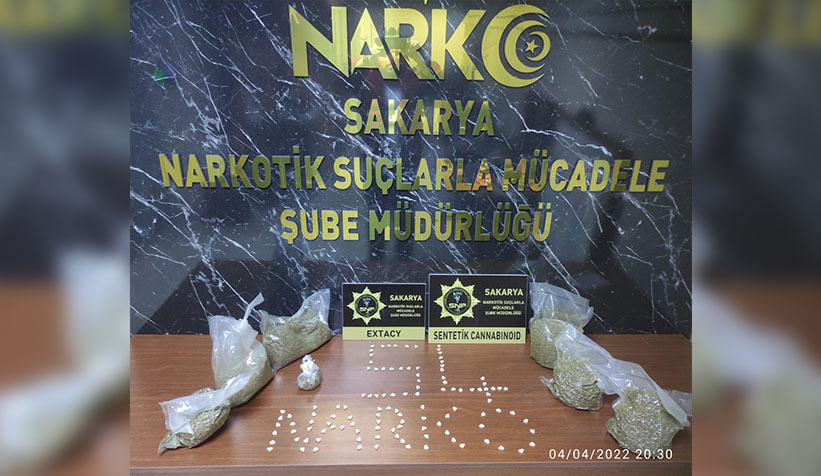 sakarya-da-uyusturucu-operasyonu-6-gozaltirevjalv6ly