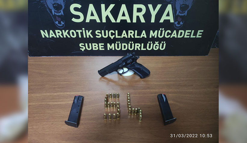 sakarya-da-uyusturucu-operasyonu-6-gozaltirevjalv6ly