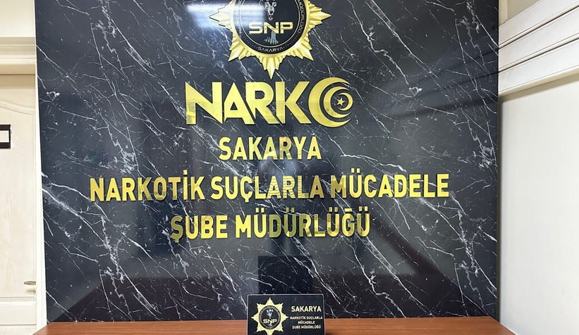 sakarya-da-uyusturucu-tacirlerine-darbe-111-kisi-yakalandidw94ukixev